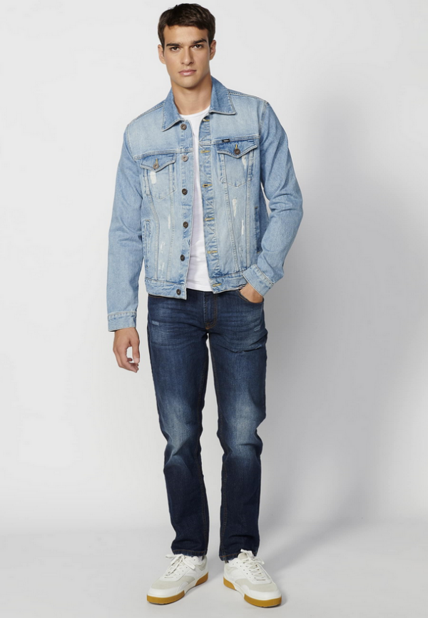 Blaue Jeansjacke